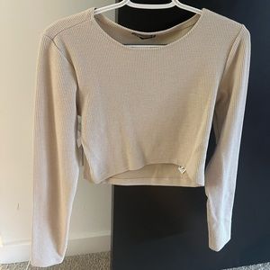 Long sleeve cropped Zara top